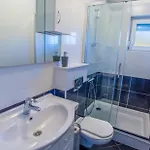 Vila Neretva Visici