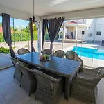 Neretva Vila