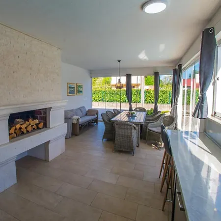 Villa Neretva
