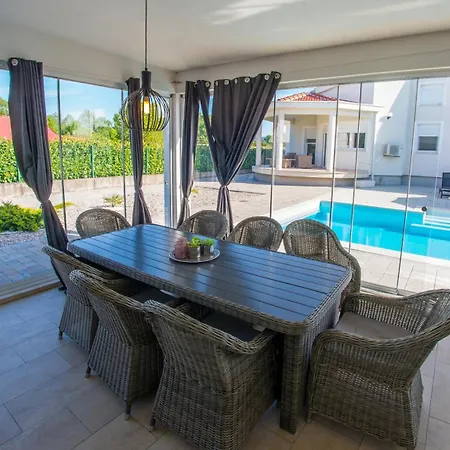 Neretva Villa